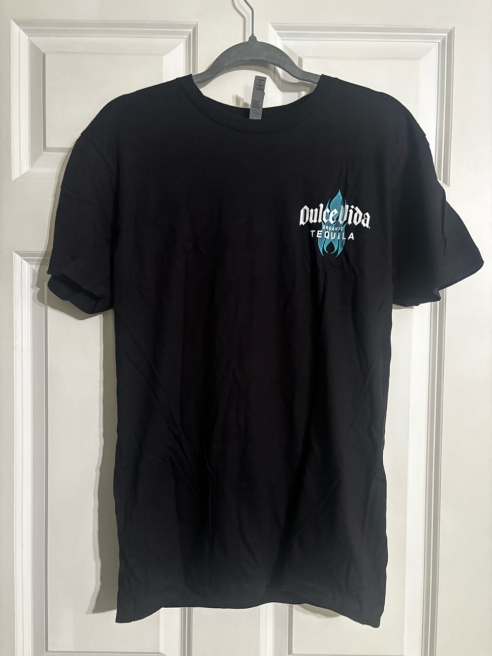 Dulce Vida Black Short Sleeve Logo Tee